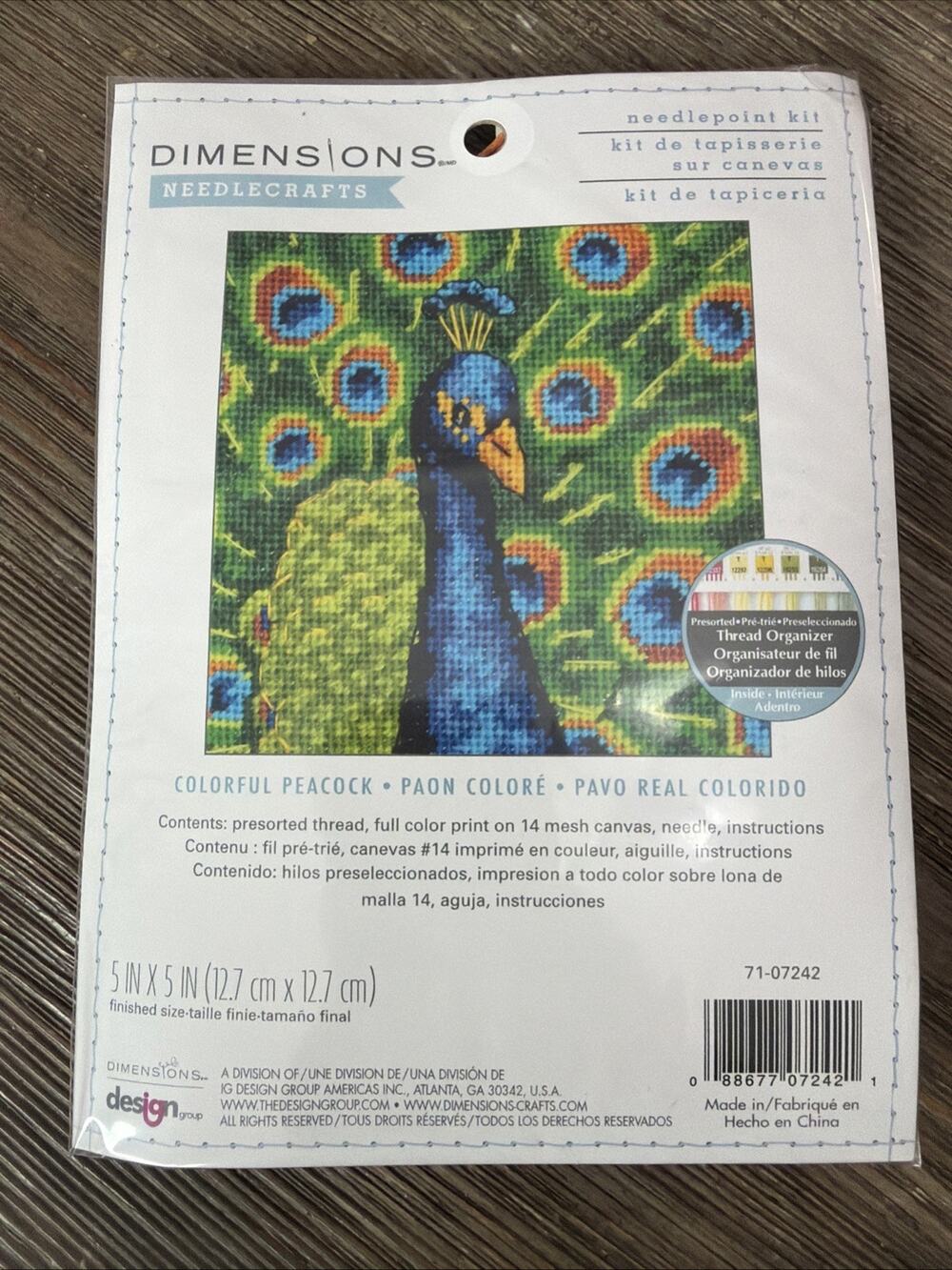 DIMENSIONS 5 * 5 colorful Peacock needle point Kit thread organizer 71-07242 new
